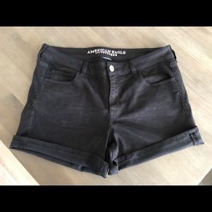 American eagle size 12 black shorts